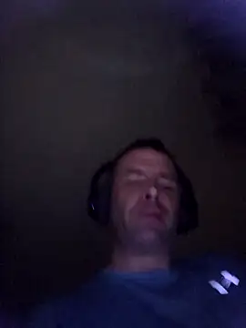 Nidge251 online show from 10/21/25, 04:34