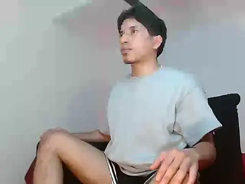 AngelHil online show from 11/16/25, 01:54