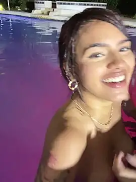 Alice surprise online show from 03/22/25, 12:39