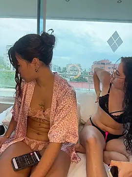 Alice surprise online show from 11/28/25, 10:10