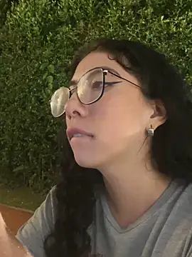 Alice surprise online show from 03/23/25, 05:54