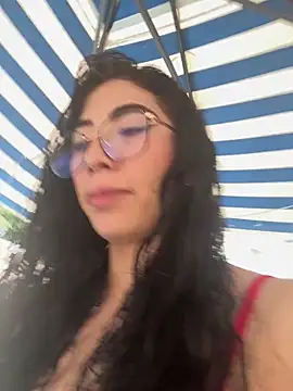 Alice surprise online show from 03/06/25, 09:09