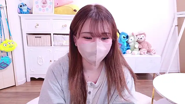 noa chi online show from 02/28/25, 08:53