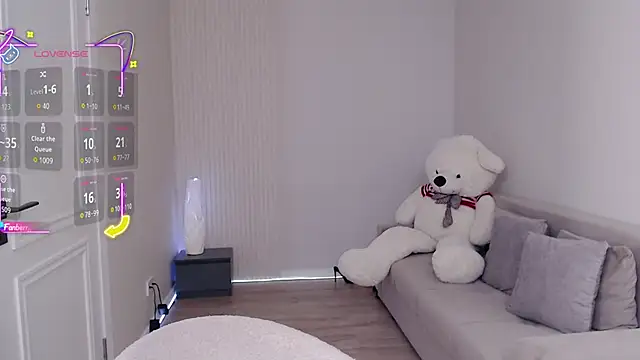 ThaiBoo online show from 09/25/25, 02:17