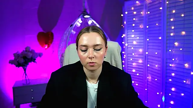 Snapshot of JenniferGraces chatting on 03/06/25, 02:40 JenniferGraces online show from 03/06/25, 02:40