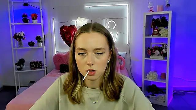 Snapshot of JenniferGraces chatting on 03/21/25, 07:35 JenniferGraces online show from 03/21/25, 07:35