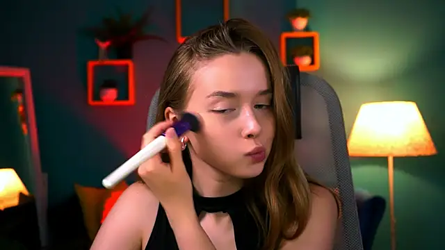 Snapshot of JenniferGraces chatting on 09/20/25, 05:07 JenniferGraces online show from 09/20/25, 05:07