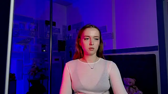 Snapshot of JenniferGraces chatting on 03/22/25, 07:42 JenniferGraces online show from 03/22/25, 07:42