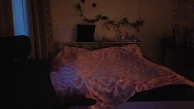 Snapshot of boozekirs_ chatting on 02/24/26, 02:34 boozekirs online show from 02/24/26, 02:34