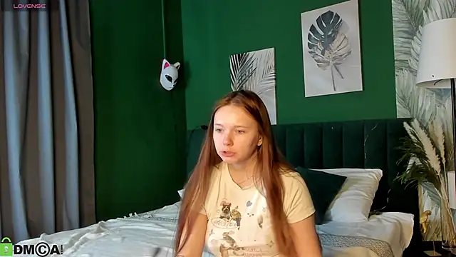 boozekirs  online show from 05/25/26, 02:44