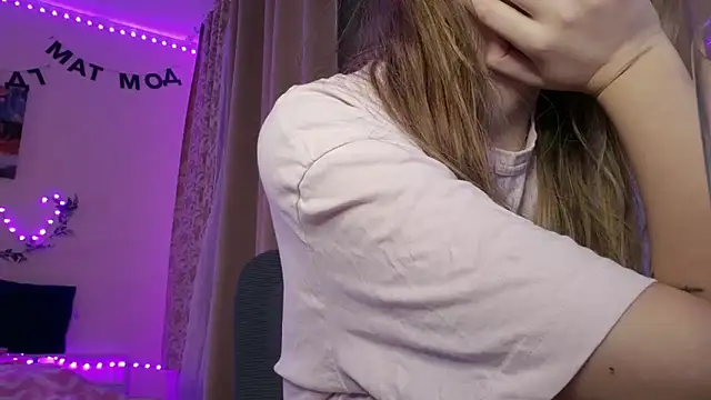 boozekirs  online show from 11/29/25, 03:17