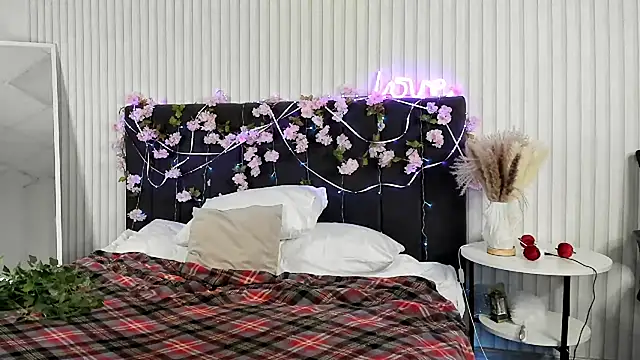 boozekirs  online show from 11/12/25, 03:10