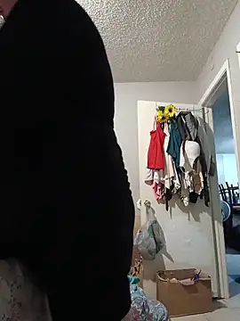 HTXBELLE online show from 11/28/25, 12:00