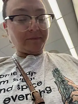 HTXBELLE online show from 02/25/26, 11:04