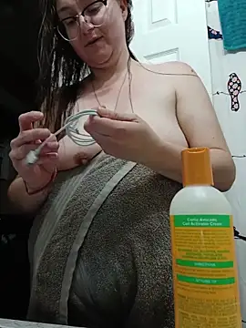 HTXBELLE online show from 11/25/25, 03:34