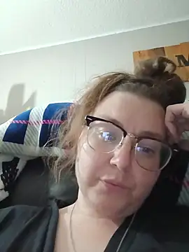 HTXBELLE online show from 11/04/25, 04:38