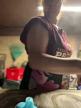 HTXBELLE online show from 04/11/26, 08:07