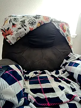 HTXBELLE online show from 10/02/25, 08:23