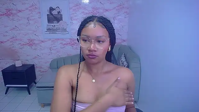 Snapshot of catalina25_t chatting on 02/20/25, 10:48 catalina25 t online show from 02/20/25, 10:48