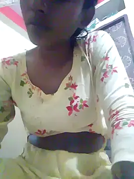 Snapshot of SEXY-boudi43 chatting on 03/10/25, 01:54 SEXY-boudi43 online show from 03/10/25, 01:54