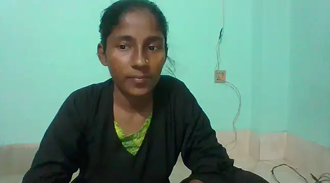 Snapshot of SEXY-boudi43 chatting on 02/17/25, 12:38 SEXY-boudi43 online show from 02/17/25, 12:38