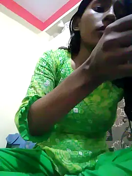 Snapshot of SEXY-boudi43 chatting on 03/02/25, 04:03 SEXY-boudi43 online show from 03/02/25, 04:03