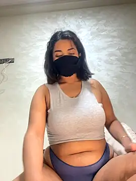 Snapshot of Louli_ta chatting on 11/25/25, 09:48 Louli ta online show from 11/25/25, 09:48