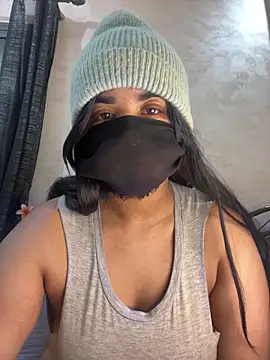 Snapshot of Louli_ta chatting on 02/27/26, 09:14 Louli ta online show from 02/27/26, 09:14