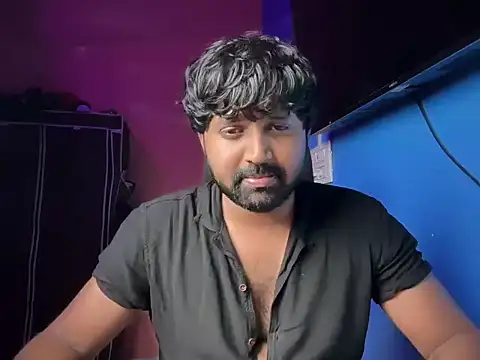 screwdrivertournevis3 online show from 10/24/25, 06:18