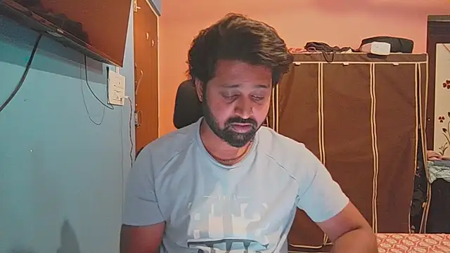 screwdrivertournevis3 online show from 02/14/26, 12:38