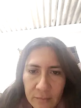 Snapshot of Nathalia_rodriguezz chatting on 09/14/25, 10:26 Nathalia rodriguezz online show from 09/14/25, 10:26