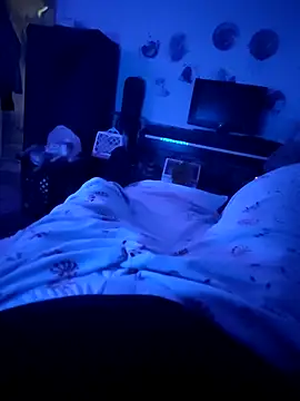 Cummaker69 online show from 11/29/25, 01:28