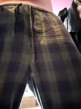 Cummaker69 online show from 11/16/25, 08:24