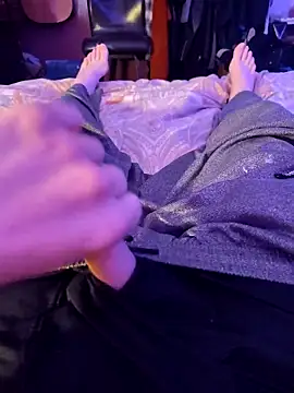 Cummaker69 online show from 02/18/25, 10:38