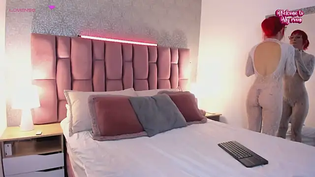 AbellaFox  online show from 02/06/26, 08:16