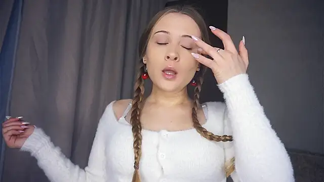 QuennaCoote online show from 01/13/26, 07:23