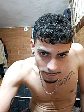 AkauanBR online show from 02/17/25, 07:33