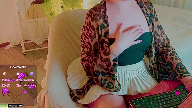 baby debbie online show from 03/05/26, 03:36