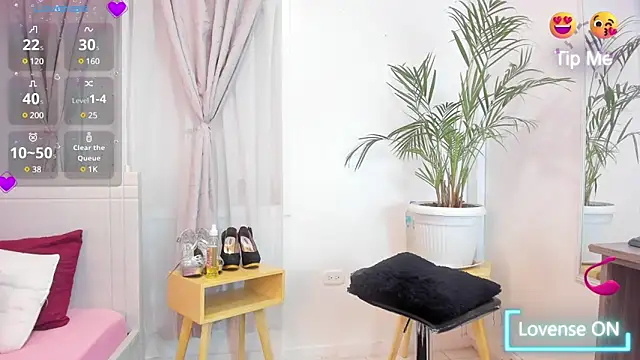 Snapshot of aitana_garcia_ chatting on 03/22/25, 11:53 aitana garcia online show from 03/22/25, 11:53