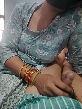 indian couple4 online show from 11/04/25, 02:26