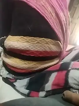 indian couple4 online show from 12/17/25, 10:31