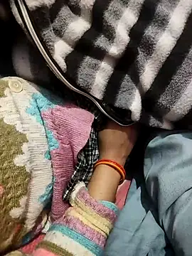 indian couple4 online show from 02/04/26, 08:04