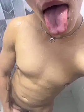 iiangel  online show from 11/12/25, 06:45