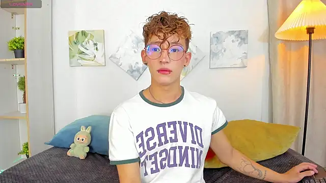 iiangel  online show from 11/11/25, 03:12