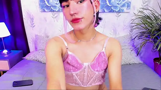 Snapshot of iiangel_ chatting on 03/21/25, 04:49 iiangel online show from 03/21/25, 04:49
