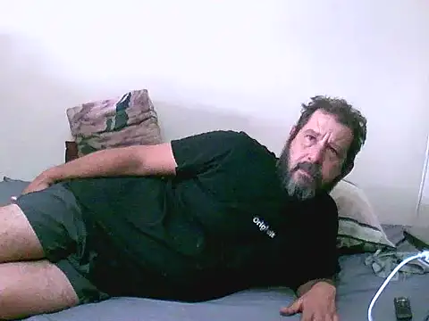 redsparrowXxXx online show from 10/18/25, 05:31