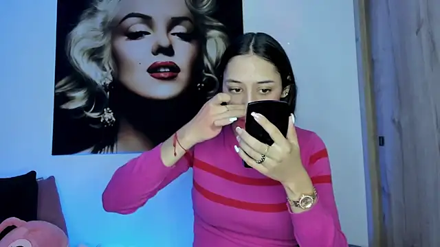 TANIA 06 online show from 10/28/25, 01:21