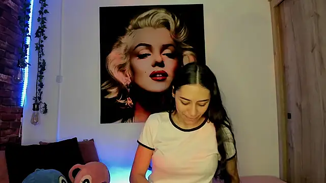 TANIA 06 online show from 10/15/25, 01:08