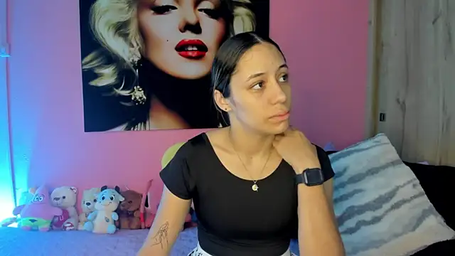 Snapshot of TANIA_06 chatting on 07/20/26, 01:13 TANIA 06 online show from 07/20/26, 01:13