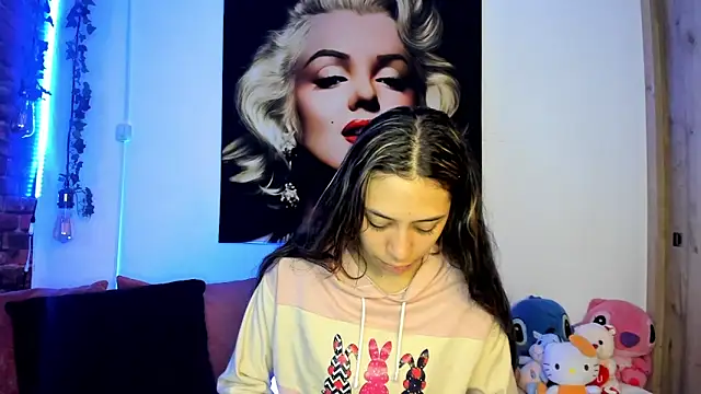 TANIA 06 online show from 01/12/26, 01:18